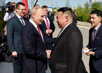 KIM JONG UN Y VLADIMIR PUTIN CELEBRAN CUMBRE EN RUSIA PARA DISCUTIR ASUNTOS MILITARES Y DE COOPERACIÓN ESPACIAL