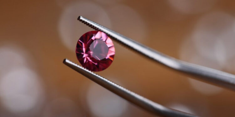 EL MISTERIO DE LOS DIAMANTES ROSAS: SU RAREZA Y ORIGEN REVELADOS POR UN NUEVO ESTUDIO 1 ¡NUEVA CONVOCATORIA ABIERTA PARA JÓVENES CONSTRUYENDO EL FUTURO!