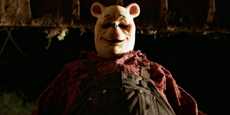 IMPACTANTE SECUELA DE LA INFAME 'SLASHER' WINNIE THE POOH: BLOOD AND HONEY INICIA RODAJE A PESAR DE SU BAJA CALIFICACIÓN EN IMDB 1 IMPACTANTE SECUELA DE LA INFAME ‘SLASHER’ WINNIE THE POOH: BLOOD AND HONEY INICIA RODAJE A PESAR DE SU BAJA CALIFICACIÓN EN IMDB