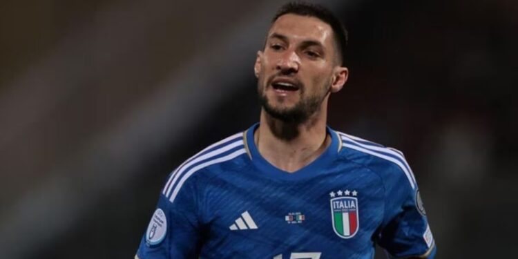 ITALIA SUFRE DUROS GOLPES: POLITANO Y MANCINI, BAJAS CLAVE PARA EL CHOQUE CONTRA UCRANIA 1 ITALIA SUFRE DUROS GOLPES: POLITANO Y MANCINI, BAJAS CLAVE PARA EL CHOQUE CONTRA UCRANIA