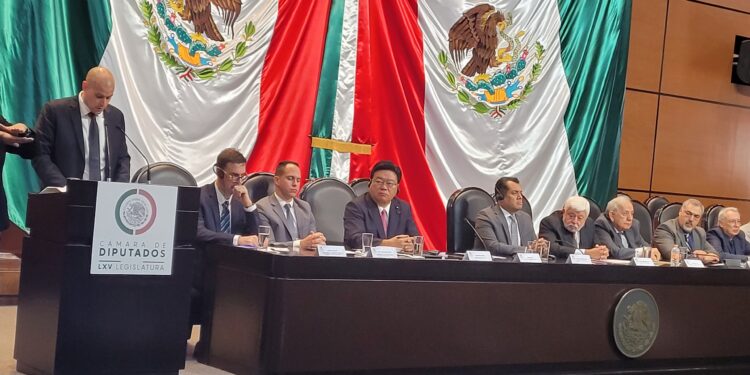 ¡OVNIS EN EL CONGRESO DE MÉXICO! TESTIMONIOS IMPACTANTES DE CIENTÍFICOS Y PILOTOS REVELAN EXPERIENCIAS CON “FENÓMENOS ANÓMALOS”