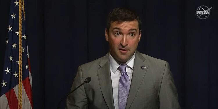 LA NASA REVELA LA EXISTENCIA DE FENÓMENOS AÉREOS NO IDENTIFICADOS: UNA AMENAZA PALPABLE PARA EL ESPACIO AÉREO 1 SELENA GOMEZ SORPRENDE A SUS FANS AL RETIRAR SU ÚLTIMO SENCILLO DE LAS PLATAFORMAS DIGITALES