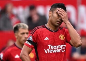 TENSIÓN EN MANCHESTER UNITED: LOS SECRETOS DEL VESTUARIO TRAS DERROTA HUMILLANTE