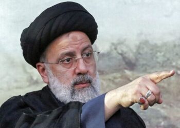 IRÁN ACUSA A ARABIA SAUDITA DE TRAICIÓN AL ABRAZAR A ISRAEL: UNA REVELADORA DECLARACIÓN DEL PRESIDENTE IRAINÍ