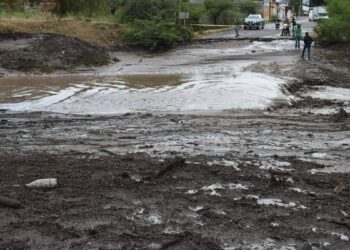¡TRAGEDIA EN AUTLÁN DE NAVARRO! OCHO VIDAS SEGADAS POR EL IMPETUOSO DESBORDE DEL ARROYO EL CANGREJO