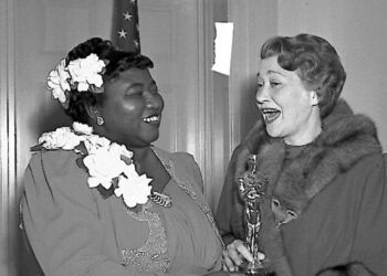 LA ACADEMIA DE HOLLYWOOD RECTIFICA Y RESTAURA EL PREMIO PERDIDO DE HATTIE MCDANIEL: UN HITO HISTÓRICO PARA LA COMUNIDAD AFROAMERICANA