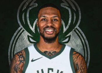 ¡BOMBAZO EN LA NBA! LOS BUCKS ASEGURAN A DAMIAN LILLARD, EL JUGADOR MÁS CODICIADO, EN UN TRASPASO ESTELAR