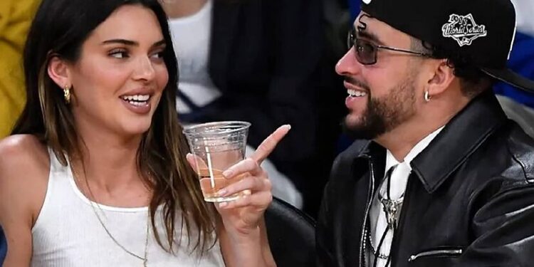 ¿BAD BUNNY Y KENDALL JENNER: ¿FIN DE UN ROMANCE INESPERADO? LAS EVIDENCIAS QUE DESVELAN SU RUPTURA 1 ¿BAD BUNNY Y KENDALL JENNER: ¿FIN DE UN ROMANCE INESPERADO? LAS EVIDENCIAS QUE DESVELAN SU RUPTURA