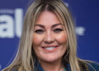 LA TRANSFORMACIÓN DE ERIC CARTMAN DE SOUTH PARK EN UNA FIGURA HIPERREALISTA GRACIAS A LA IA