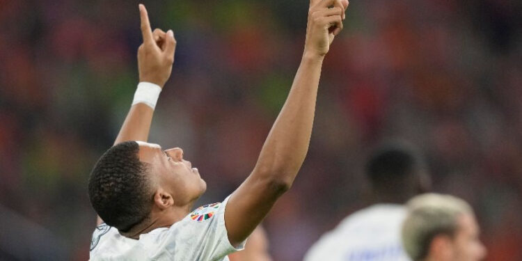 KYLIAN MBAPPÉ IGUALA RÉCORD HISTÓRICO CON SU GOL EN LA CLASIFICATORIA DE LA EURO 2024 1 EL ENIGMA DEL VIERNES 13: ORÍGENES Y SUPERSTICIONES