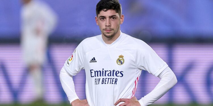 VALVERDE, EL EJE INDISCUTIBLE DEL REAL MADRID: “ME SIENTO EN MI MEJOR MOMENTO CON EL NUEVO SISTEMA”