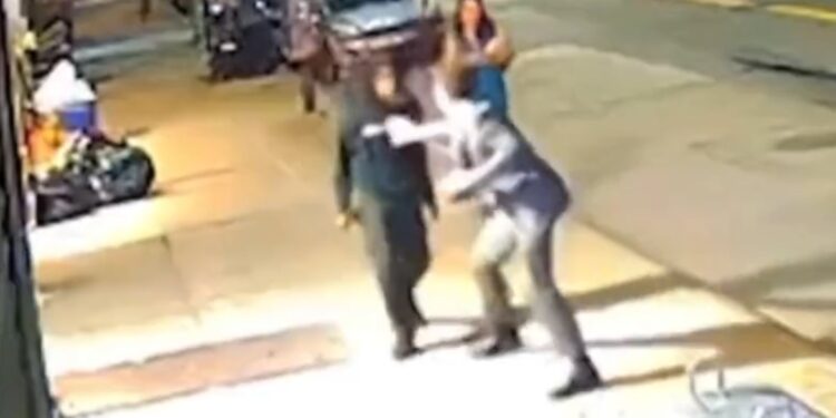 BRUTAL ASESINATO DE RENOMBRADO ACTIVISTA EN NUEVA YORK 1 BRUTAL ASESINATO DE RENOMBRADO ACTIVISTA EN NUEVA YORK