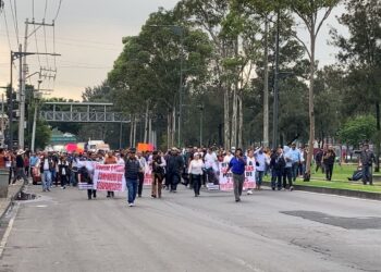 ¡TRANSPORTISTAS PARALIZAN LA CDMX POR SEGUNDO DÍA CONSECUTIVO! TOMA PRECAUCIONES ANTE EL BLOQUEO EN ZARAGOZA