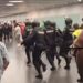 SEIS AFICIONADOS DEL FEYENOORD DETENIDOS TRAS VIOLENTOS INCIDENTES EN EL METROPOLITANO 7 SEIS AFICIONADOS DEL FEYENOORD DETENIDOS TRAS VIOLENTOS INCIDENTES EN EL METROPOLITANO