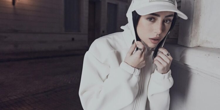 NICKI NICOLE ARRASA EN SU DEBUT EN LOS BILLBOARD LATIN MUSIC AWARDS: LA REINA ARGENTINA DEL POP Y REGUETÓN