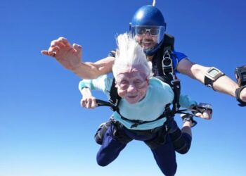 MUERE LA LEGENDARIA DOROTHY HOFFNER, LA AUDAZ CENTENARIA QUE DESAFIÓ LA GRAVEDAD