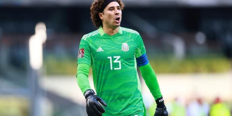 FRANCISCO GUILHERMO OCHOA, EL FÉNIX QUE ASCIENDE: UNA HISTORIA QUE APUNTA HACIA SU SEXTO MUNDIAL