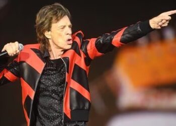 ¡KEITH RICHARDS DESVELA EL LADO PUNK DE MICK JAGGER EN UNA ENTREVISTA EXPLOSIVA!