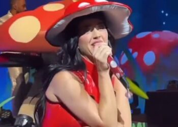 KATY PERRY DELEITA A LAS ESTRELLAS DE TELEVISIÓN EN UN CONCIERTO PRIVADO EN MÉXICO: UNA NOCHE INOLVIDABLE CON FAMOSOS DE RENOMBRE 1 KATY PERRY DELEITA A LAS ESTRELLAS DE TELEVISIÓN EN UN CONCIERTO PRIVADO EN MÉXICO: UNA NOCHE INOLVIDABLE CON FAMOSOS DE RENOMBRE