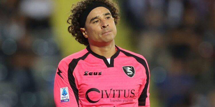 GUILLERMO OCHOA, SUPLENTE BAJO LA BATUTA DE INZAGHI, DELEITA A SALERNITANA ANTE CAGLIARI EN UNA JORNADA TRASCENDENTAL DEL CALCIO ITALIANO 1 GUILLERMO OCHOA, SUPLENTE BAJO LA BATUTA DE INZAGHI, DELEITA A SALERNITANA ANTE CAGLIARI EN UNA JORNADA TRASCENDENTAL DEL CALCIO ITALIANO