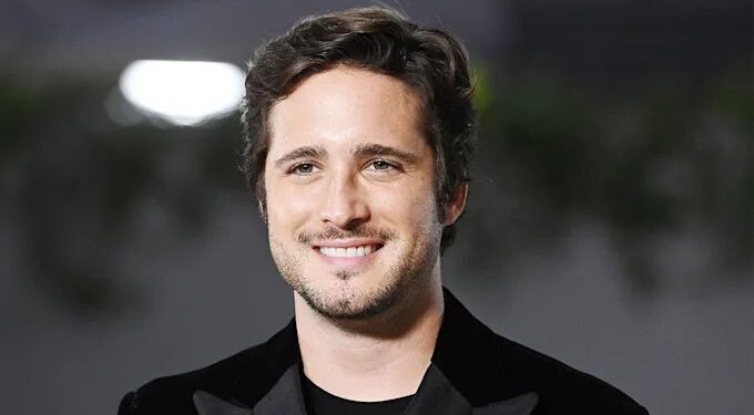 EXCLUSIVA: DIEGO BONETA DESVELA CONMOVEDORA AMISTAD CON JUAN GABRIEL Y EMOCIONANTES ANÉCDOTAS