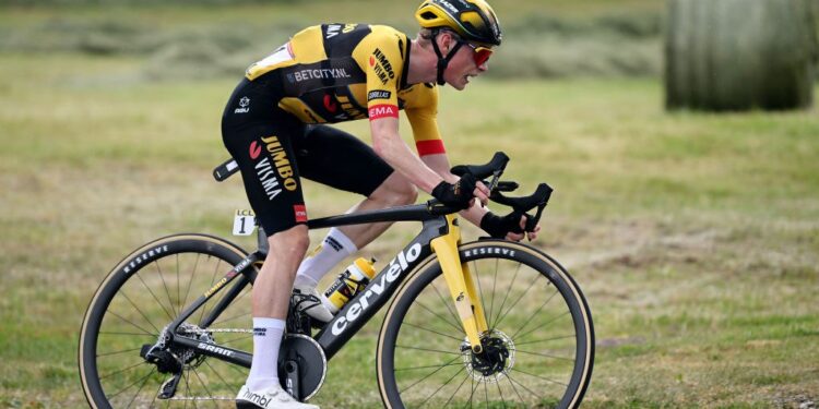 JONAS VINGEGAARD, TRIUNFADOR DEL TOUR DE FRANCIA, SE CORONA CON EL VÉLO D’OR 2023; MATHIEU VAN DER POEL, EL MEJOR CLASICÓMANO DEL AÑO