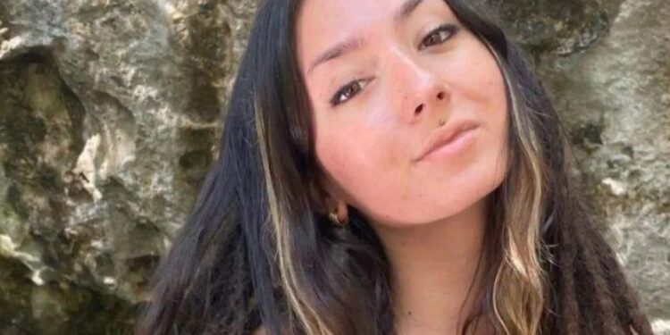 INFLUENCER DE 23 AÑOS, SHANI LOUK, TRÁGICAMENTE FALLECE EN EL ATAQUE DE HAMÁS DURANTE EL FESTIVAL SUPERNOVA 1 INFLUENCER DE 23 AÑOS, SHANI LOUK, TRÁGICAMENTE FALLECE EN EL ATAQUE DE HAMÁS DURANTE EL FESTIVAL SUPERNOVA