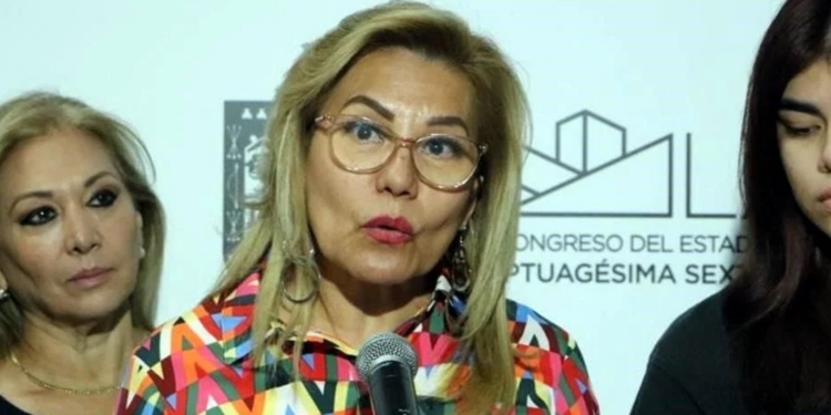 EXIGE MC TOMAR PROTESTA A ROSAURA GUERRA 1 EXIGE MC TOMAR PROTESTA A ROSAURA GUERRA