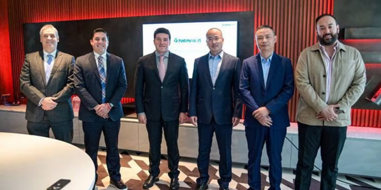 CIERRA SAMUEL MIL MILLONES MÁS DE INVERSIÓN PARA NL