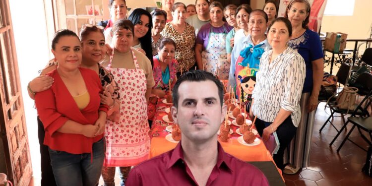 OFRECE ALCALDE DE SABINAS CURSOS PARA EMPRENDEDORAS 1 OFRECE ALCALDE DE SABINAS CURSOS PARA EMPRENDEDORAS