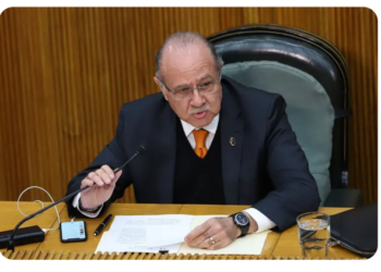 AFIRMA JAVIER NAVARRO ANTE CONGRESO QUE ÉL SERÁ GOBERNADOR INTERINO