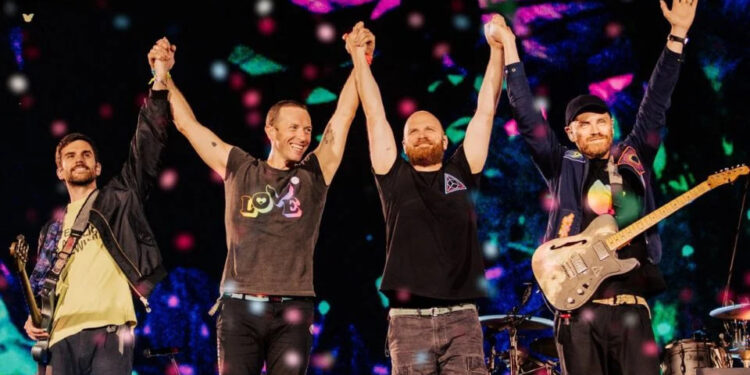 FALLECE EL ACTOR TARAJA RAMSESS Y TRES DE SUS HIJOS EN UN ACCIDENTE DURANTE LA NOCHE DE HALLOWEEN