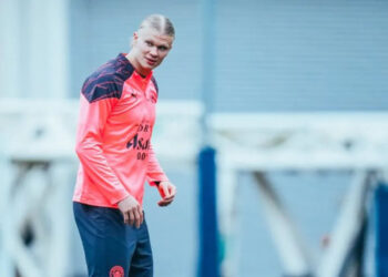 BORUSSIA DORTMUND GANA 2-0 AL NEWCASTLE EN LA CHAMPIONS LEAGUE