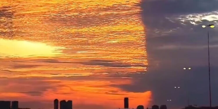 AVISTAMIENTO INUSUAL EN EL CIELO DE FLORIDA DESPIERTA ASOMBRO EN REDES SOCIALES