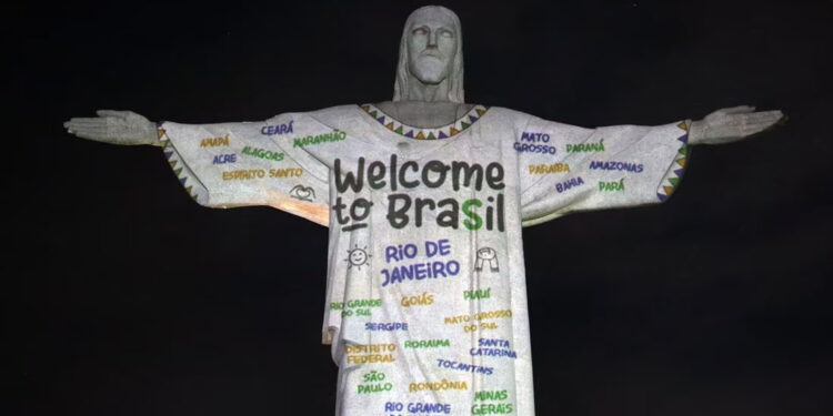 EL CRISTO REDENTOR DA UNA CÁLIDA BIENVENIDA A TAYLOR SWIFT EN BRASIL CON UNA PROYECCIÓN ESPECIAL 1 COLABORACIÓN DE PUMA X F1 Y A$AP ROCKY: LA FUSIÓN ÚNICA DE MODA Y F1 FINALMENTE REVELADA