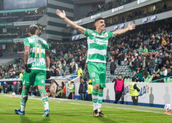 CRISTIANO RONALDO BRILLA CON UN DOBLETE EN LA VICTORIA DEL AL NASSR EN LA LIGA DE ARABIA SAUDITA