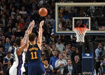 ¡ÉPICO TRIUNFO DE LOS WARRIORS EN LA NBA! CURRY Y THOMPSON, LOS HÉROES DEL FINAL DE PELÍCULA