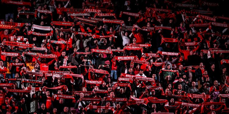 BENFICA EXHORTA A SUS AFICIONADOS A UN 'COMPORTAMIENTO IMPECABLE' EN SAN SEBASTIÁN 1 BENFICA EXHORTA A SUS AFICIONADOS A UN ‘COMPORTAMIENTO IMPECABLE’ EN SAN SEBASTIÁN