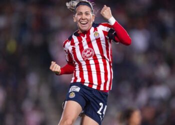 CHOQUE ÉPICO EN SEMIFINALES: AMÉRICA VS. CHIVAS EN LA LIGA MX FEMENIL