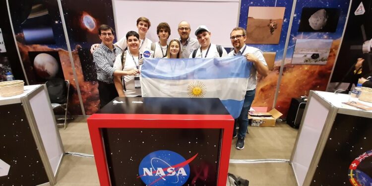 INNOVADOR CLUB DE ROBÓTICA PAMPEANO SE LUCE EN MÉXICO CON PROYECTOS VANGUARDISTAS 1 INNOVADOR CLUB DE ROBÓTICA PAMPEANO SE LUCE EN MÉXICO CON PROYECTOS VANGUARDISTAS