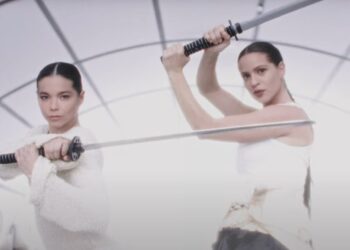 EXPECTACIÓN EN AUGE: BJÖRK Y ROSALÍA ROMPEN ESQUEMAS EN “ORAL”, LA CANCIÓN QUE REVOLUCIONARÁ LAS PLATAFORMAS EL 21 DE NOVIEMBRE