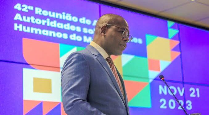 XLII RAADH: COMPROMISO UNÁNIME POR LA ERRADICACIÓN DE DISCURSOS DE ODIO Y DEFENSA DE DERECHOS HUMANOS EN EL MERCOSUR 1 XLII RAADH: COMPROMISO UNÁNIME POR LA ERRADICACIÓN DE DISCURSOS DE ODIO Y DEFENSA DE DERECHOS HUMANOS EN EL MERCOSUR