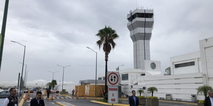 AIQ, GALARDONADO COMO AEROPUERTO REGIONAL DEL AÑO EN PRESTIGIOSA CUMBRE DE AVIACIÓN 1 AIQ, GALARDONADO COMO AEROPUERTO REGIONAL DEL AÑO EN PRESTIGIOSA CUMBRE DE AVIACIÓN