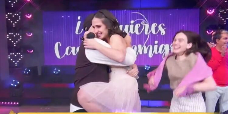 EMOTIVA PROPUESTA DE MATRIMONIO EN VIVO DURANTE ‘LAS ESTRELLAS BAILAN EN HOY’