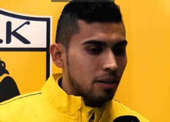 ORBELÍN PINEDA, EL DJ DEL ÉXITO: IMPULSA LA ALEGRÍA Y MOTIVACIÓN EN EL VESTIDOR DEL AEK DE ATENAS