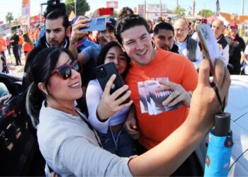 ‘XÓCHITL Y SHEINBAUM YA SE QUEDARON ATRÁS’, DICE SAMUEL GARCÍA