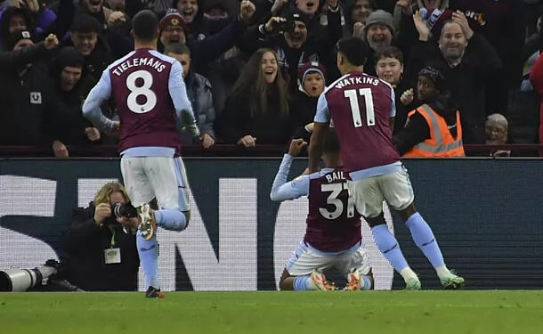ASTON VILLA, DIRIGIDO POR UNAI EMERY, SORPRENDE AL DERROTAR AL MANCHESTER CITY