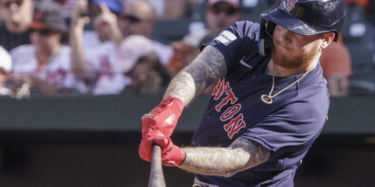 ALEX VERDUGO, NUEVO REFUERZO MEXICANO PARA LOS YANKEES 1 ASTON VILLA, DIRIGIDO POR UNAI EMERY, SORPRENDE AL DERROTAR AL MANCHESTER CITY