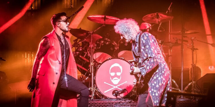 BRIAN MAY DESMIENTE RESPONSABILIDAD EN RECLAMACIONES DE DERECHOS DE AUTOR DE VIDEOS DE QUEEN + ADAM LAMBERT 1 LOS LAKERS INAUGURAN EL ‘BANNER’ DE CAMPEONES DE LA COPA NBA 2023 EN LA CRYPTO ARENA