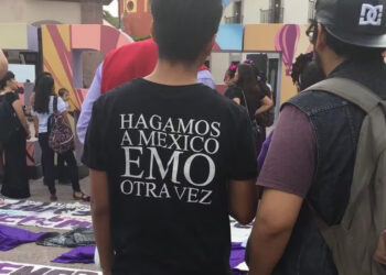 LOS LAKERS INAUGURAN EL ‘BANNER’ DE CAMPEONES DE LA COPA NBA 2023 EN LA CRYPTO ARENA